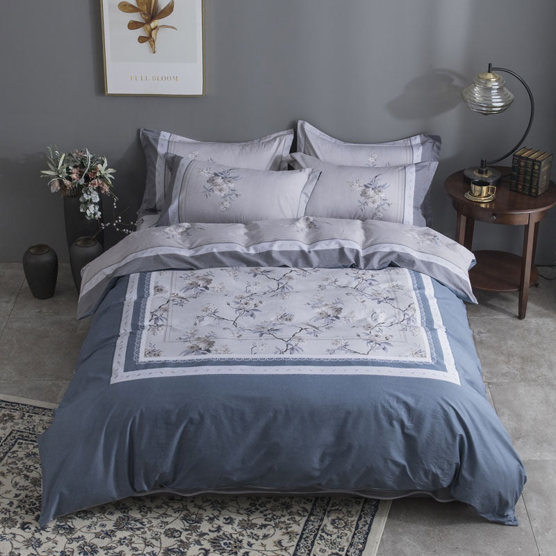 Four-Piece Cotton Bedding Set – Soft, Floral Patterned Quilt Cover and Pillowcases